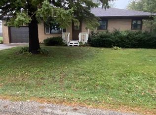 609 3rd St, Sherrard, IL 61281