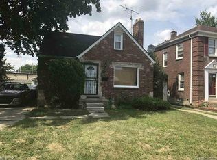 15675 Carlisle St, Detroit, MI 48205