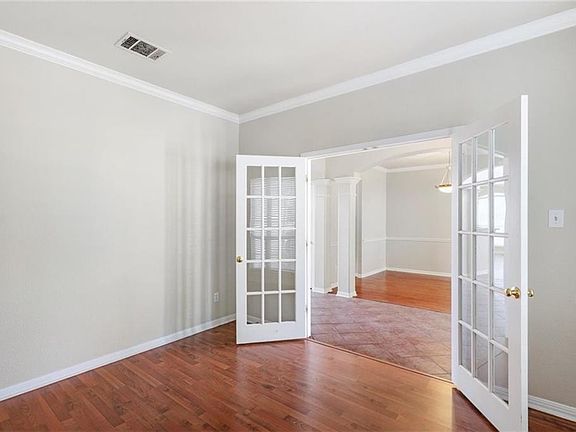5th image of 3803 Concord Dr
