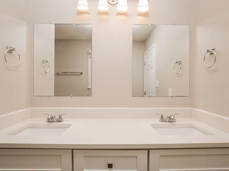 102 Fawn Ridge Ct — Photo 13