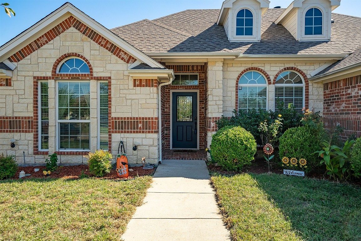 109 Stonegate Blvd, Alvarado, TX 76009 Zillow