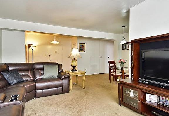 3rd image of 629 Kappock St APT 3N