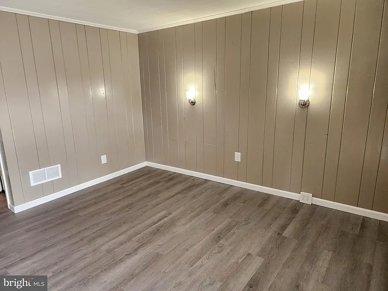 1816 Valley Ave #2 — Photo 1