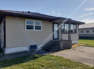 305 N 7th St, Kentland, IN 47951