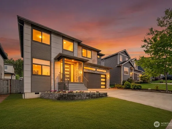 2131 Hearthstone Street, Ferndale, WA 98248