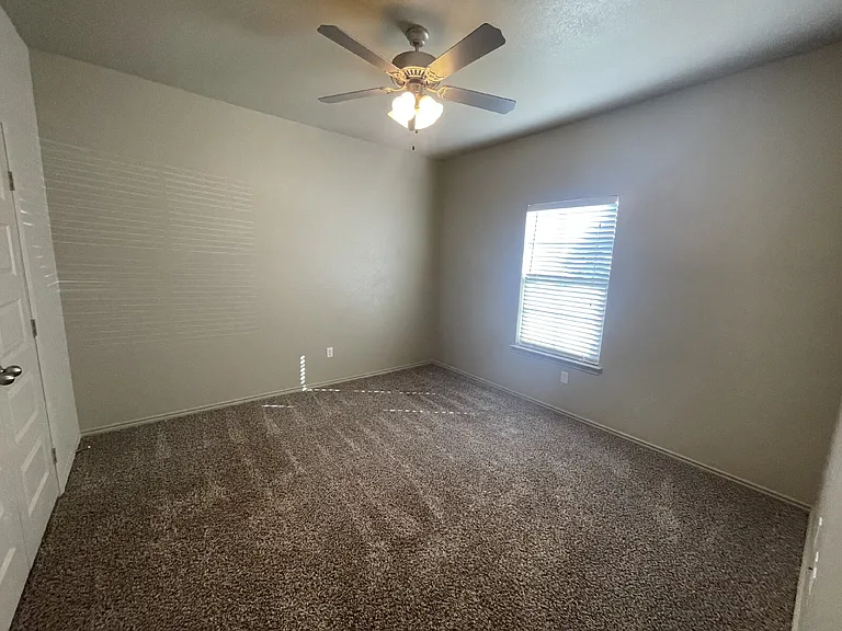 6706 Pontiac Ave — Photo 7
