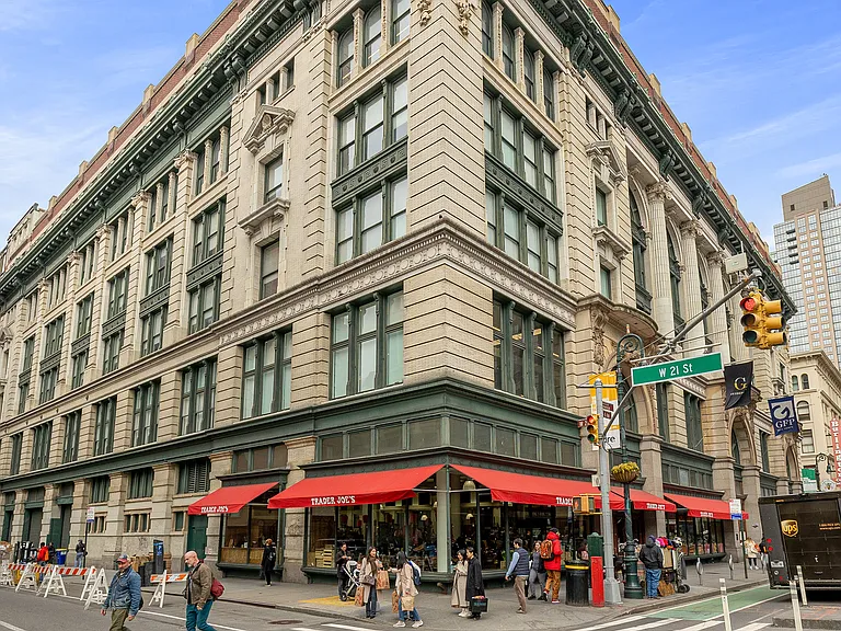 156 W 20th St #PHB — Photo 9