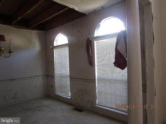 3rd image of 1708 Mallard Ct