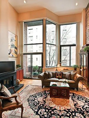 Sold by Sotheby's International Realty | media 7