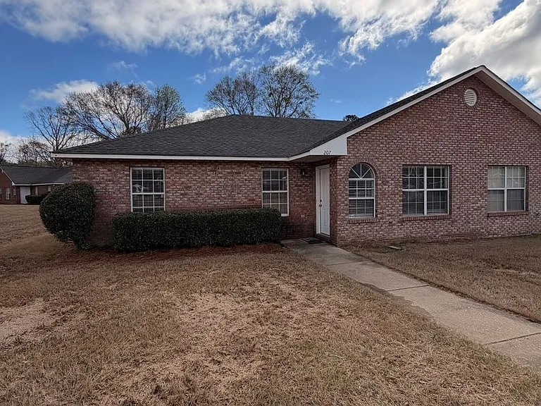 199 Padgett Ct — Photo 1