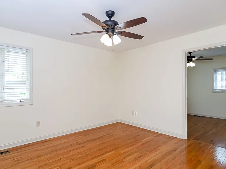 7 Shore Dr — Photo 30