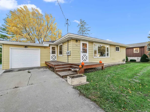 109 W Midway St, Rosendale, WI 54974