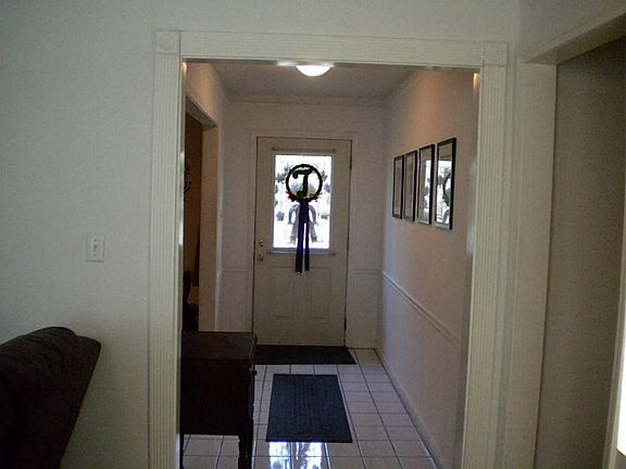 2nd image of 2605 N Woodloch Dr
