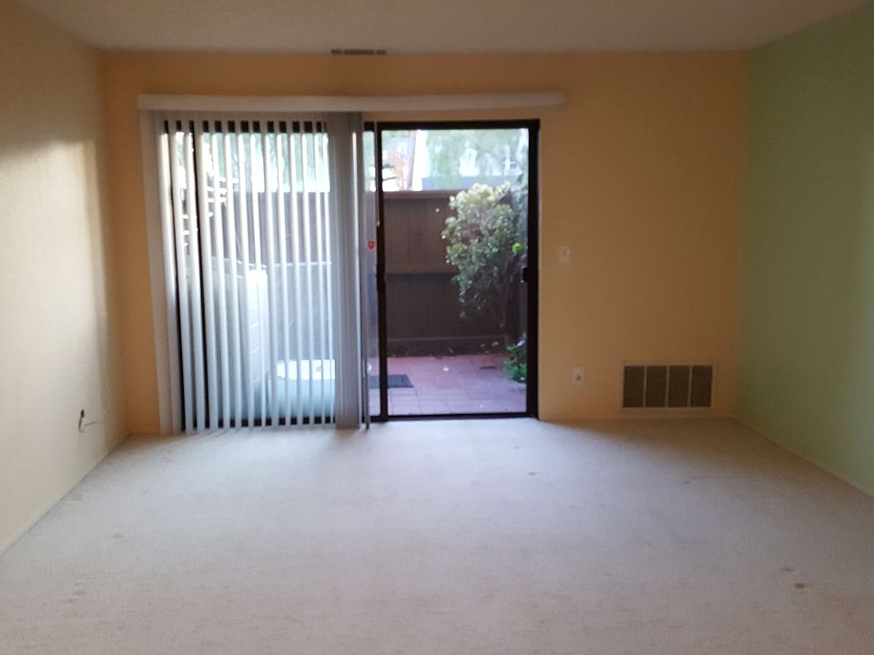 1st image of 39953 Cedar Blvd Unit 123