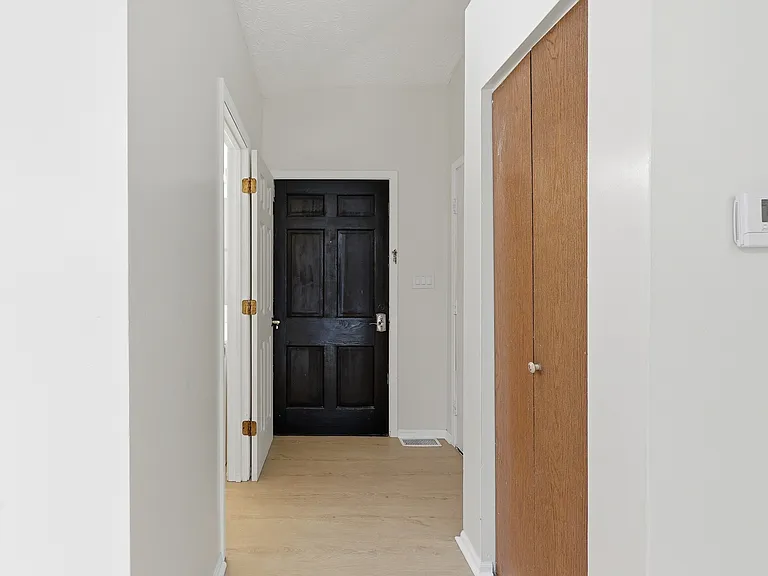 1600 Rock Creek Dr — Photo 7