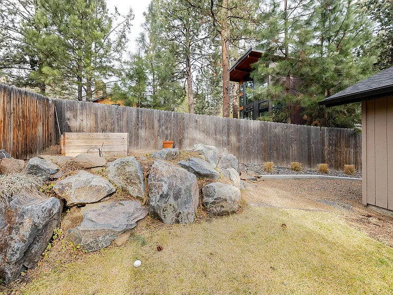 2352 NW Marken Pl — Photo 39