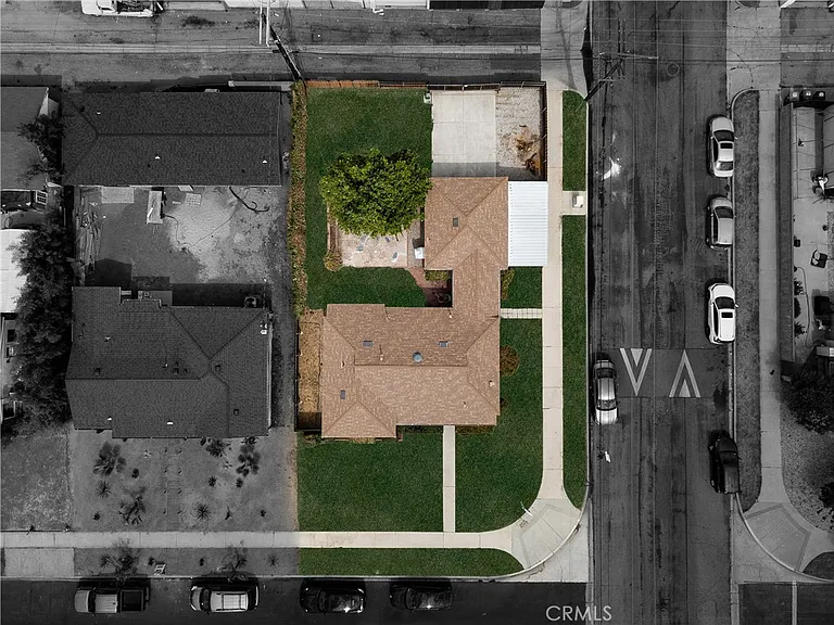 7002 Aura Ave — Photo 12