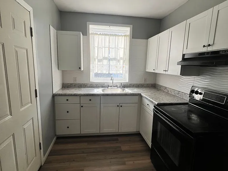 728 Lance Pl — Photo 7