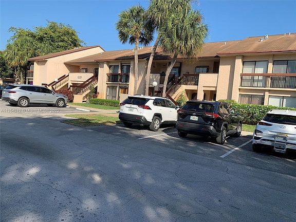 4th image of 2371 SW 15th St APT 101