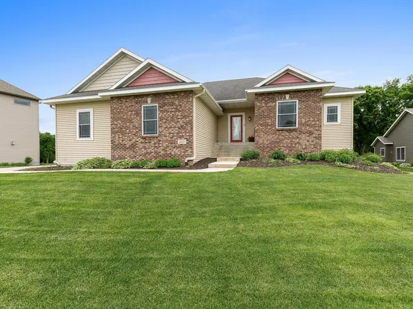 220 Sierra Loop, Sartell, MN 56377