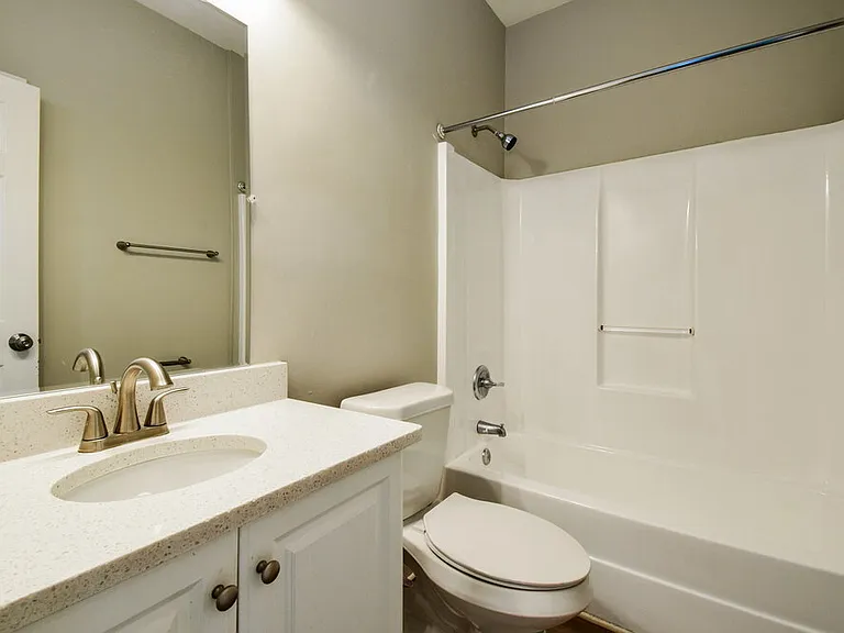 3419 Uncle Genes Way SE — Photo 15