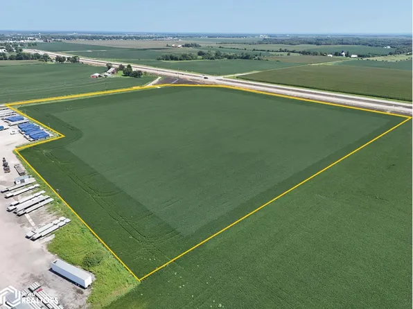 210th St, Mediapolis, IA 52637