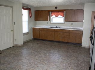 7535 N 1200 W #2, Middlebury, IN 46540