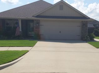 367 Harbor Glen Dr SW, Madison, AL 35756