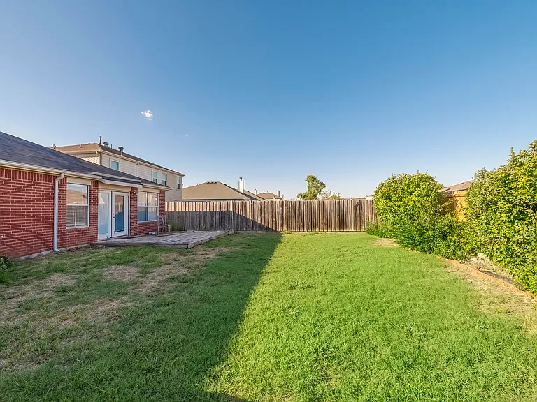 204 Waterwood Dr — Photo 14