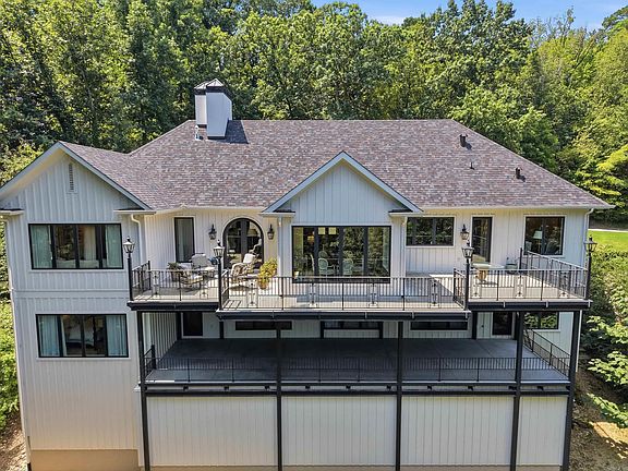 4th image of 25 Ridgeview Dr