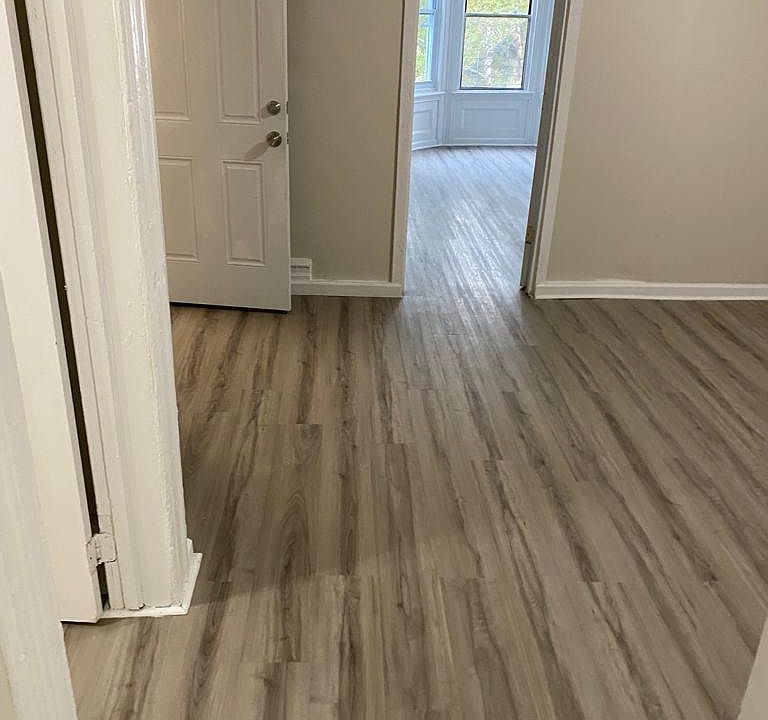2nd image of 309 11th St #6