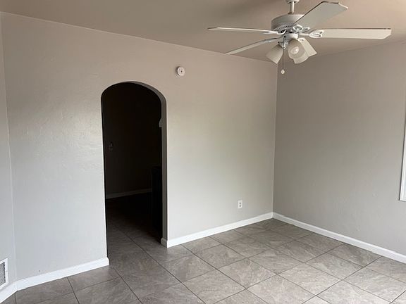 5th image of 243 E President St