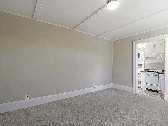 5th image of 1718 Lincoln Ave #1530