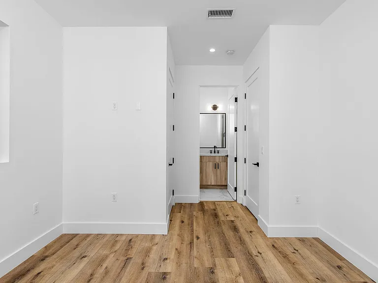 5311 Ben Ave #1/2 — Photo 10