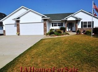 119 B Ave, Atkins, IA 52206