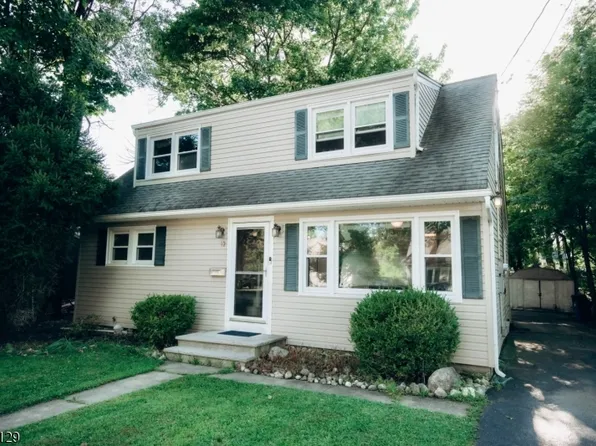 12 Central Ave, Pompton Lakes Boro, NJ 07442