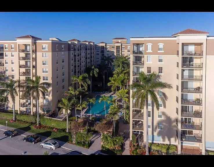 1803 N Flagler Dr #212 — Photo 29