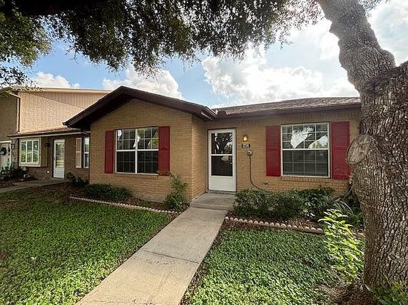 1714 Palm Valley Dr W