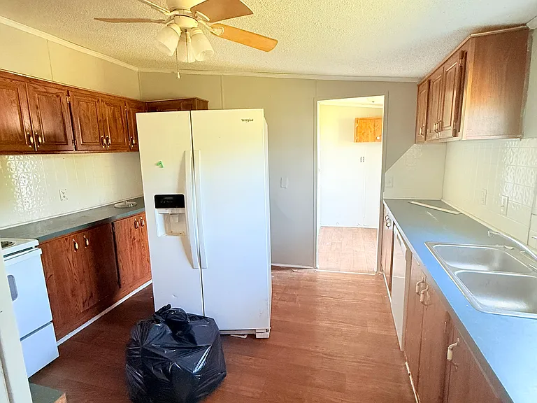 6021 Double R Cir — Photo 14