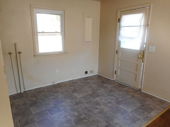 3rd image of 116 Barksdale St