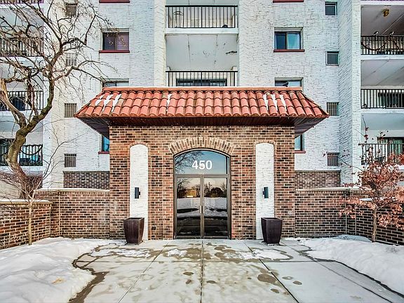 3rd image of 450 Plum Creek Dr APT 306