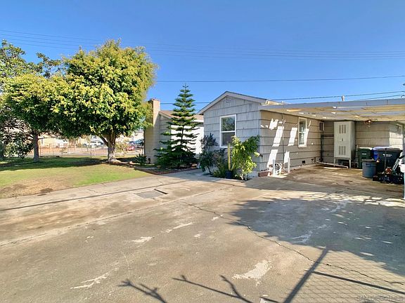 4th image of 2121 Englewood Dr