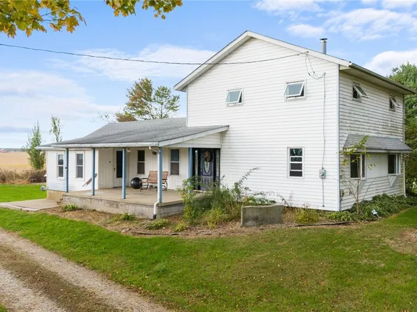 4520 Gardner Barclay Rd, Farmdale, OH 44417