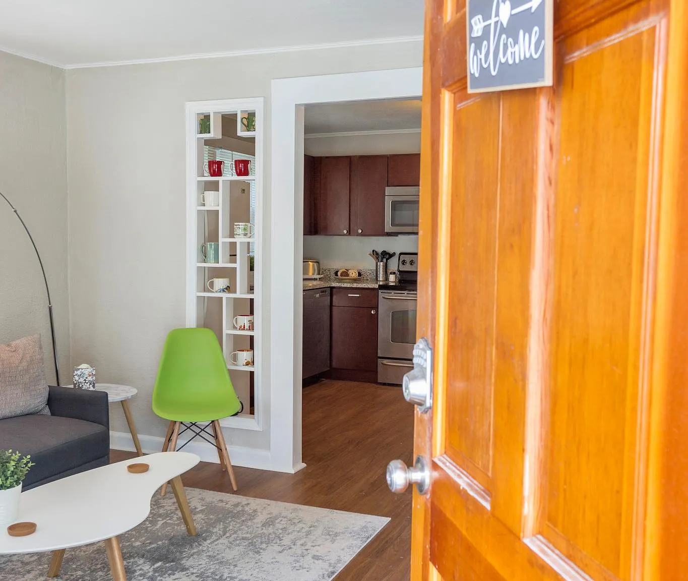 1505 E New Orleans Ave — Photo 4