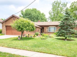 696 Woodgate Rd, Cincinnati, OH 45244