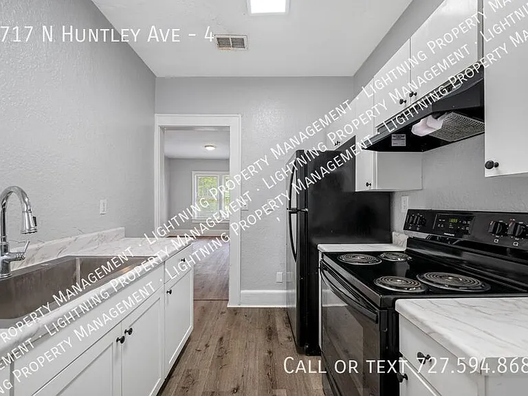 7717 N Huntley Ave #4 — Photo 23
