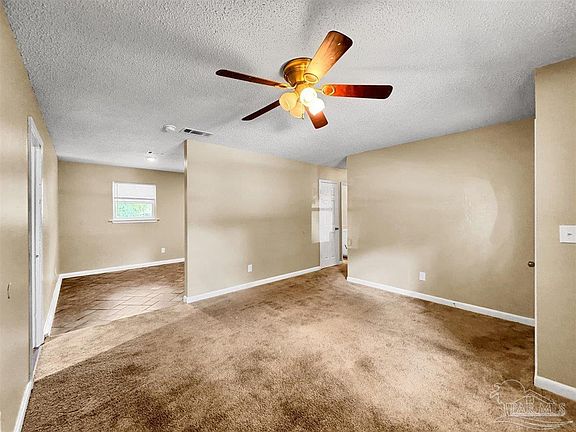 4th image of 861 Barksdale St