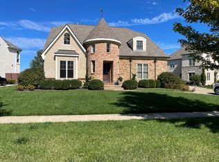4217 Village Club Dr, Powell, OH 43065