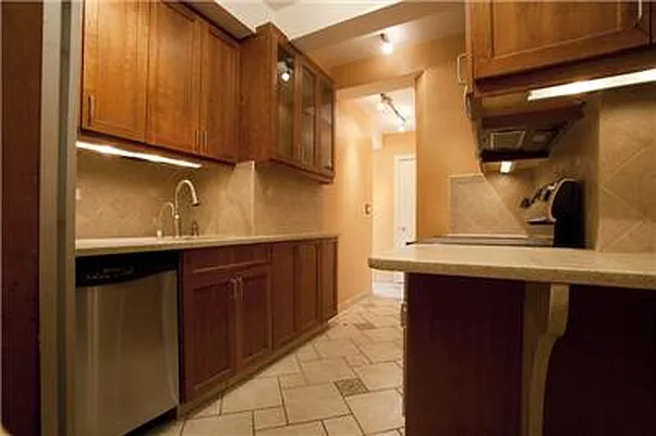 Sold by Oxford Property Group | media 1