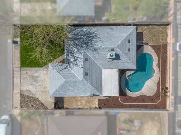 821 W Fairmont Ave, Clovis, CA 93612